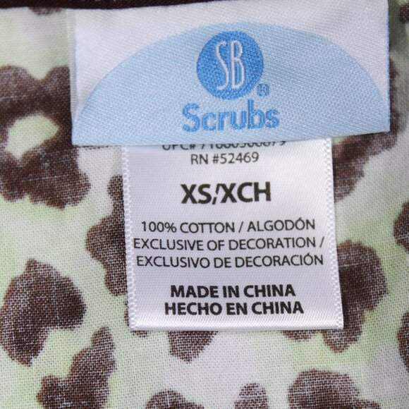 SB Scrubs Women's V-Neck Green Brown Animal Print V-Neck Scrub Top Size XS - Picture 9 of 11